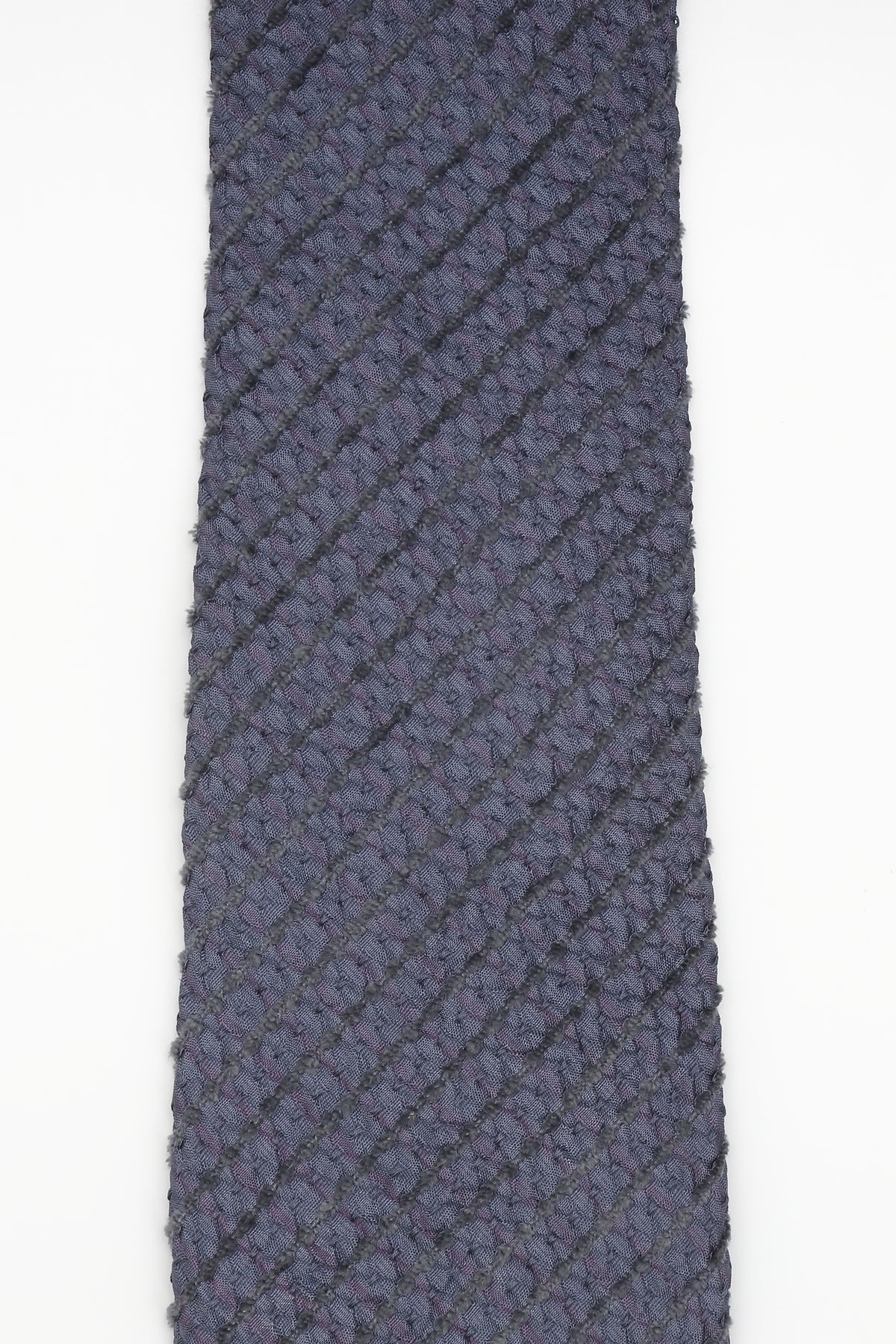 Natural-Dyed Silk Fancy Yarn Tie NAVY