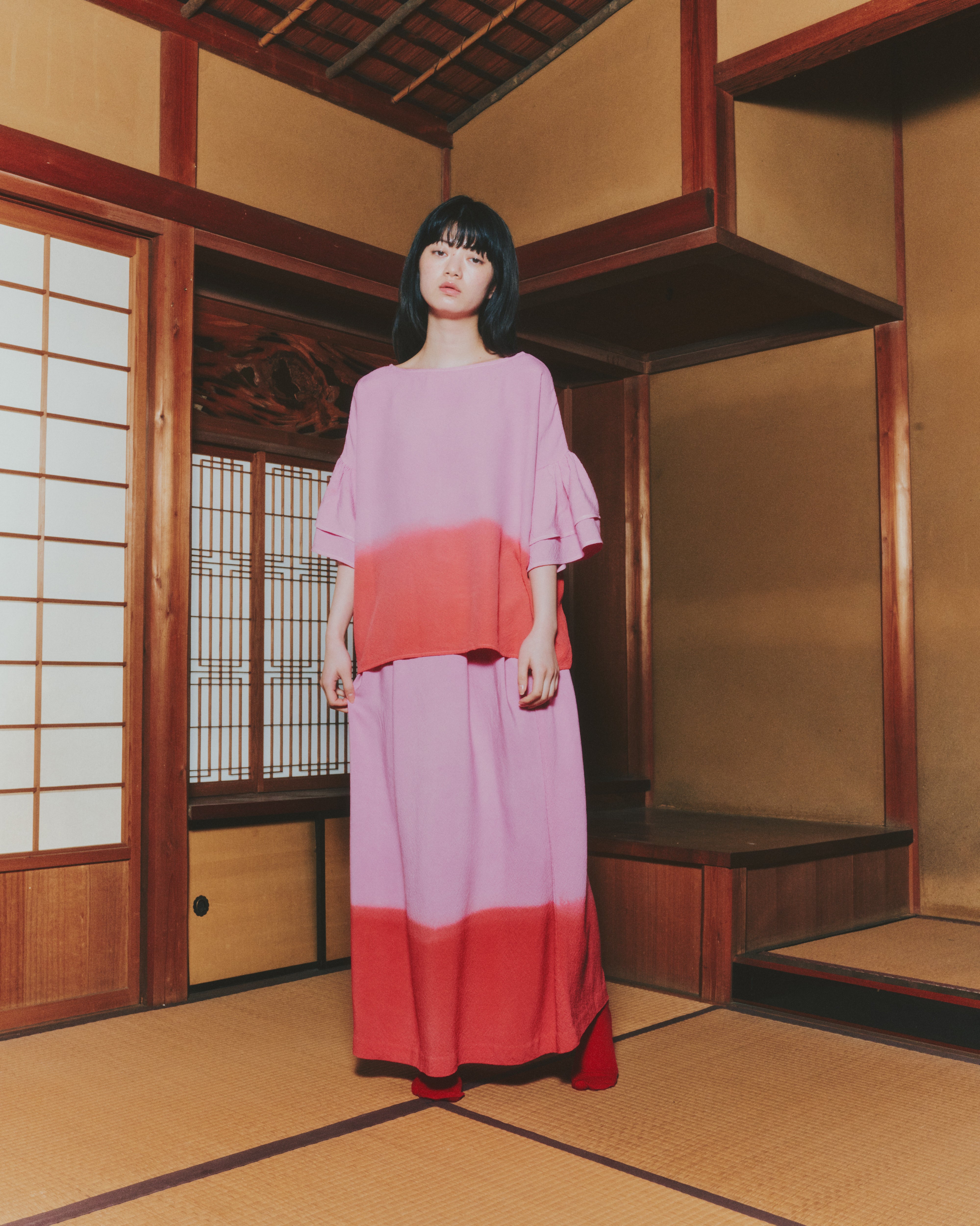 【ORDER】牡丹 Gradient-dyed gathered sleeve top