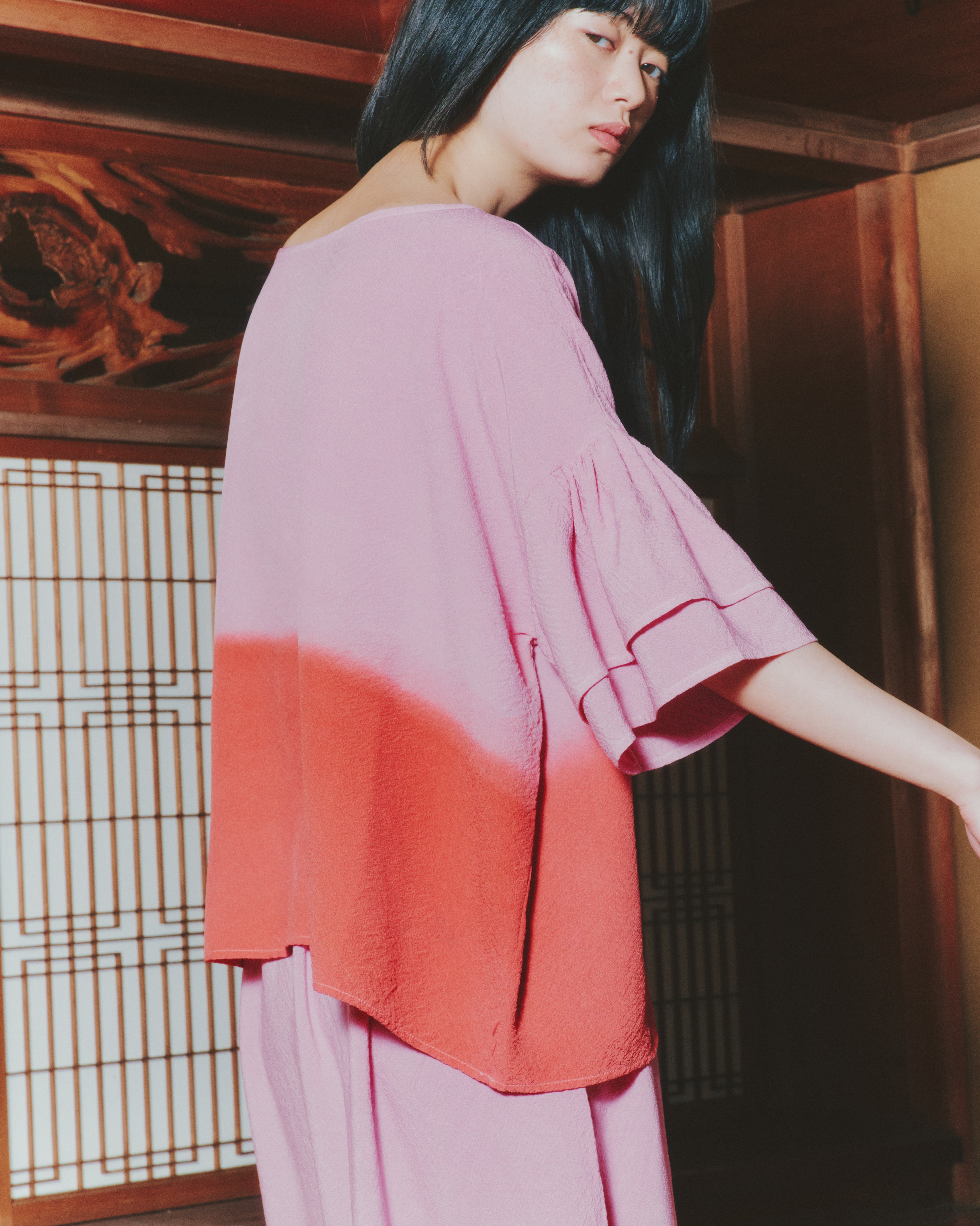 【ORDER】牡丹 Gradient-dyed gathered sleeve top