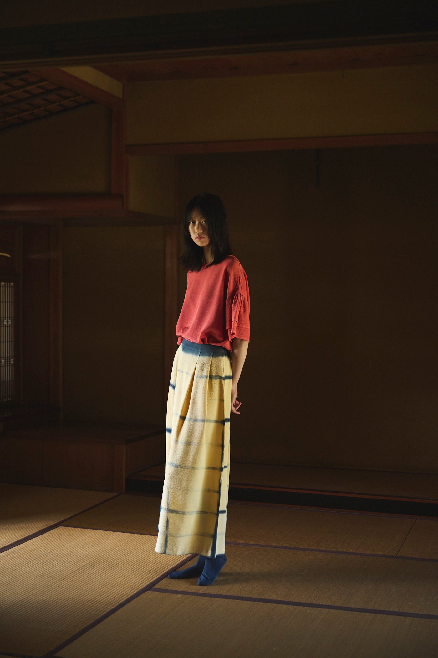 Madder-Dyed Silk Frill-Sleeve Top